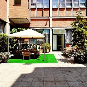 Hostel Mio, Milán